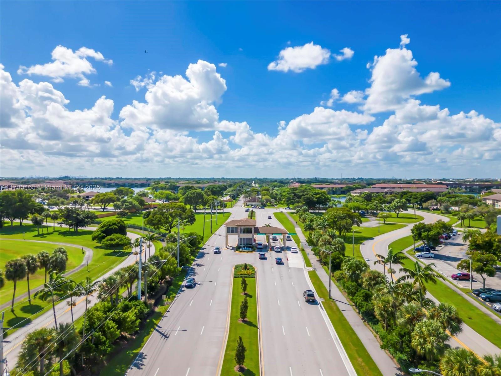 1401 SW 128th Ter #307H, Pembroke Pines, Florida image 37