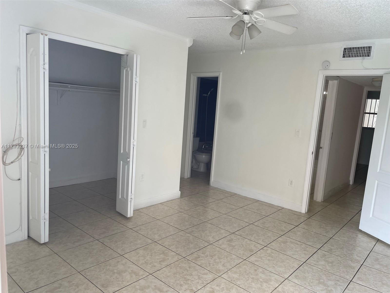 1950 W 54th St #112, Hialeah, Florida image 21