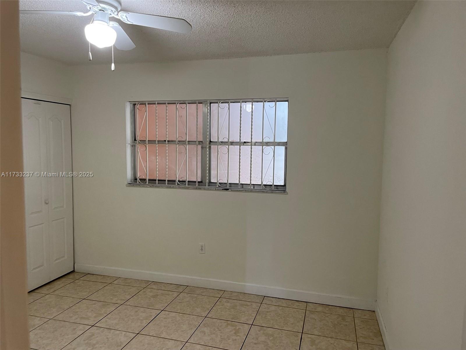 1950 W 54th St #112, Hialeah, Florida image 25