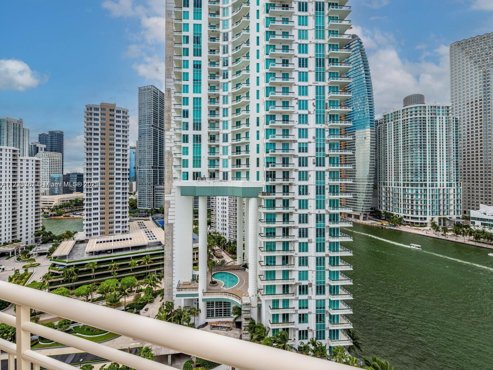 Enjoy stunning Miami River and downtown skyline views from this 1-bedroom, 1.5-bath condo in the exclusive One Tequesta Point Condo. Featuring marble floors in the living/dining area, wood floors in the spacious master bedroom with walk-in closet, and a sleek kitchen featuring with stainless steel appliances. The wraparound balcony is perfect for relaxing and taking in the views. Amenities include a state-of-the-art gym, pool, racquetball/squash courts, business center, and 24-hour concierge/valet. Brickell Key offers 24-hour attended guard gate, track around the island, playgrounds, a market, and restaurants.

Available unfurnished or furnished for an additional $200/month.