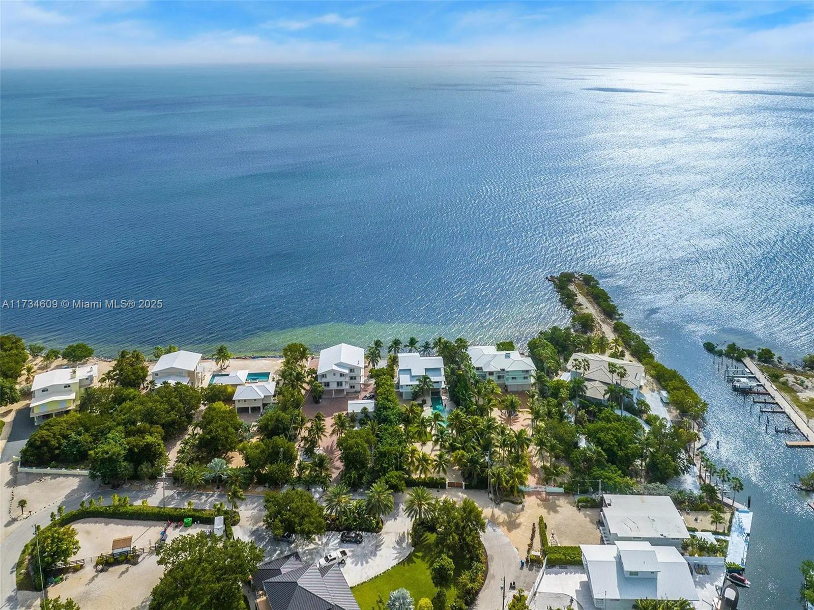 60 Ocean Front Drive, Key Largo, Florida image 15