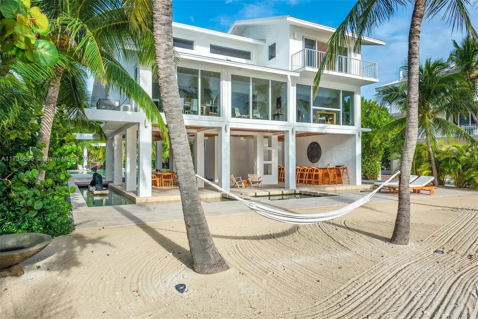 60 Ocean Front Drive, Key Largo, Florida image 18