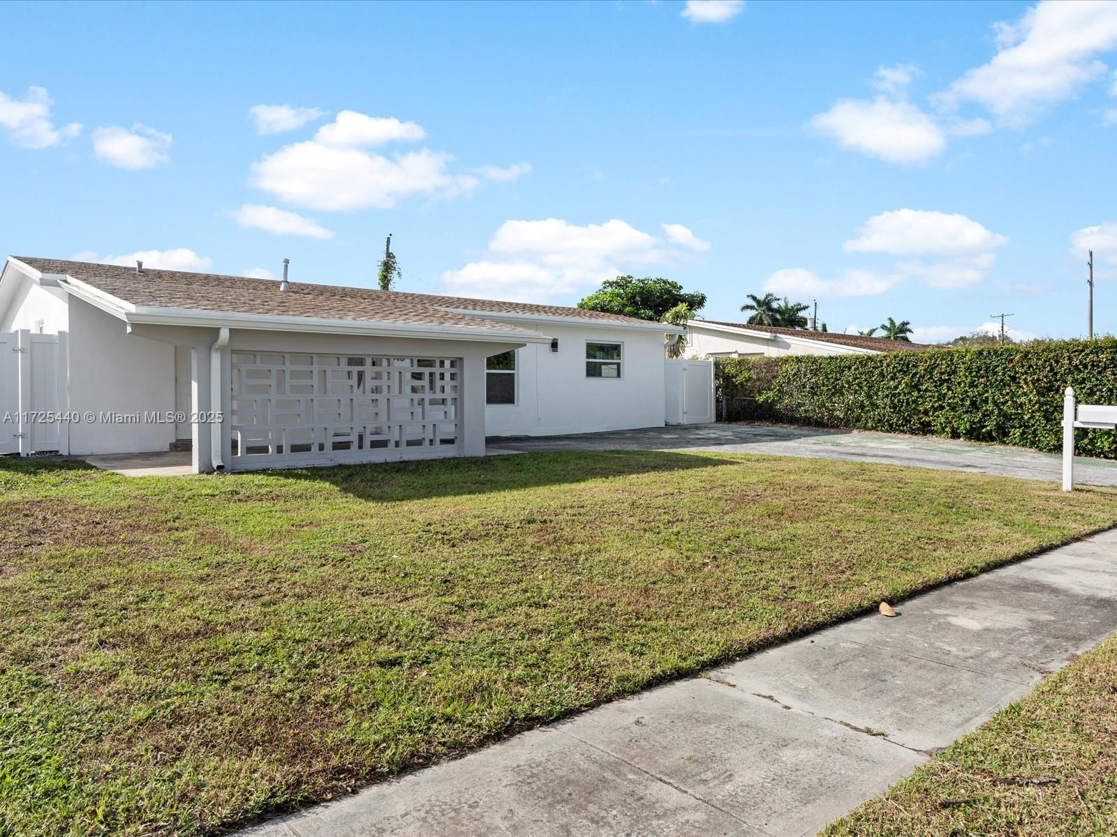 6340 Coolidge St, Hollywood, Florida image 5