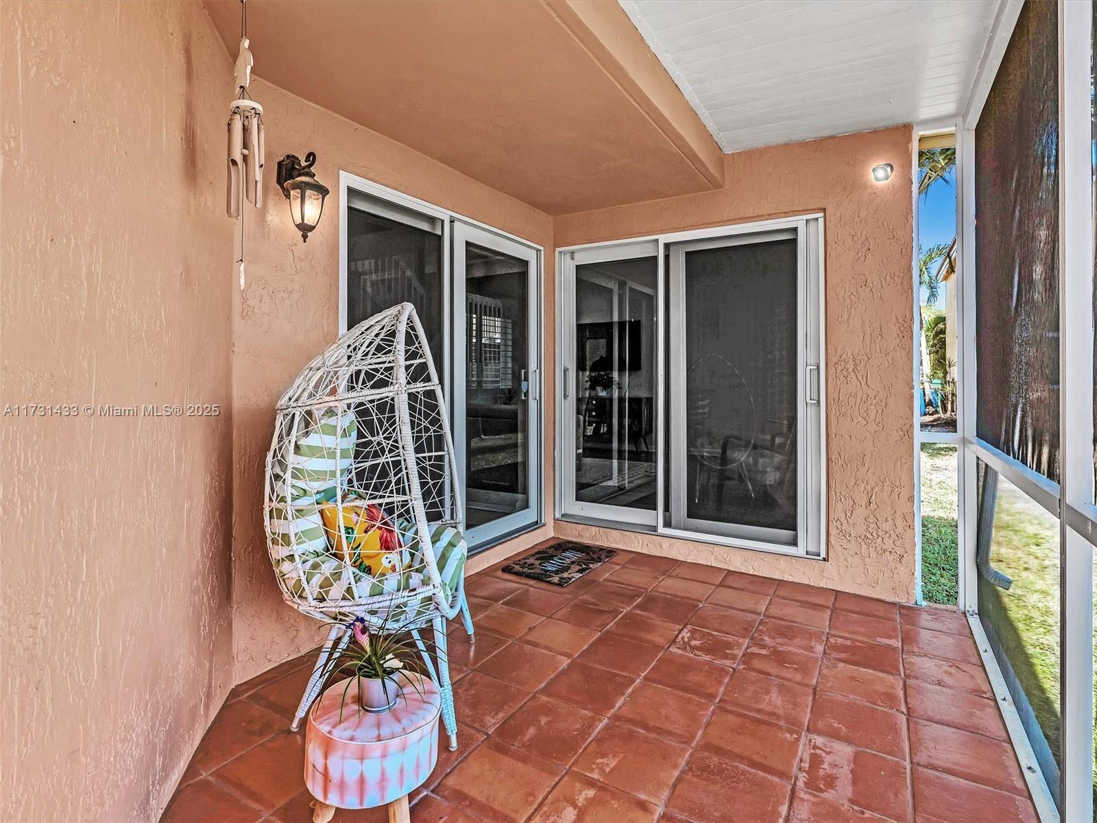 1070 SE 6th Ave, Dania Beach, Florida image 14