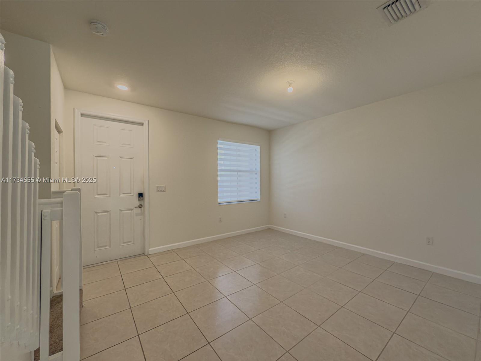 10629 W 32nd Ln, Hialeah, Florida image 4