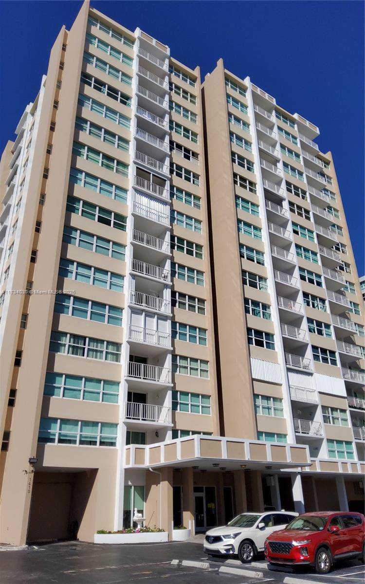 1410 S Ocean Dr #703, Hollywood, Florida image 2