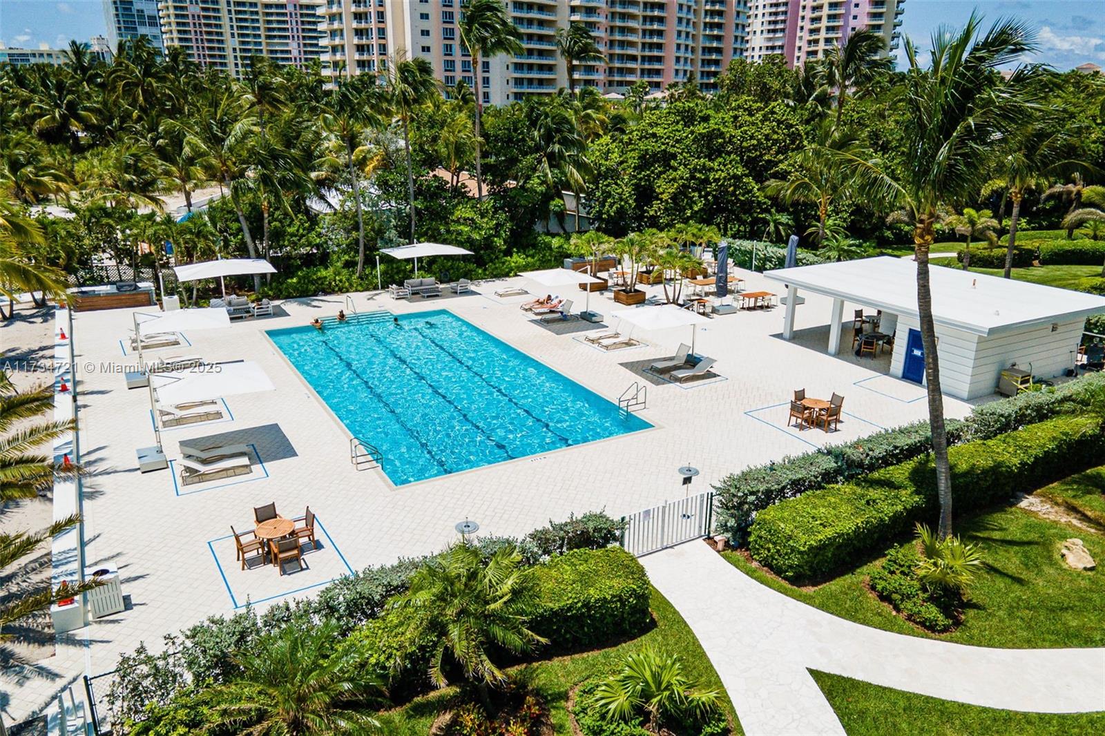 607 Ocean Dr #10J, Key Biscayne, Florida image 28