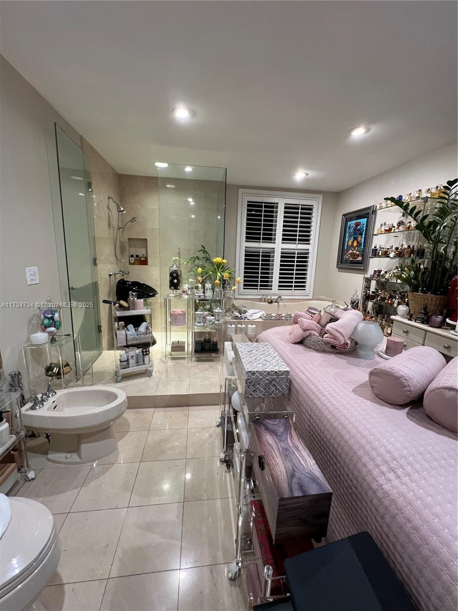 13647 Deering Bay Dr #132, Coral Gables, Florida image 14