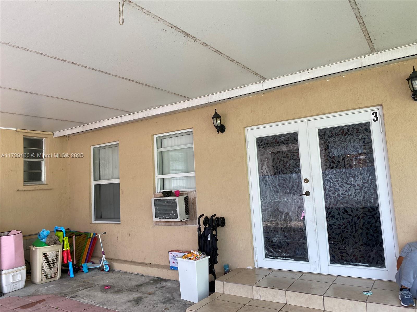 71 W 42nd St, Hialeah, Florida image 10