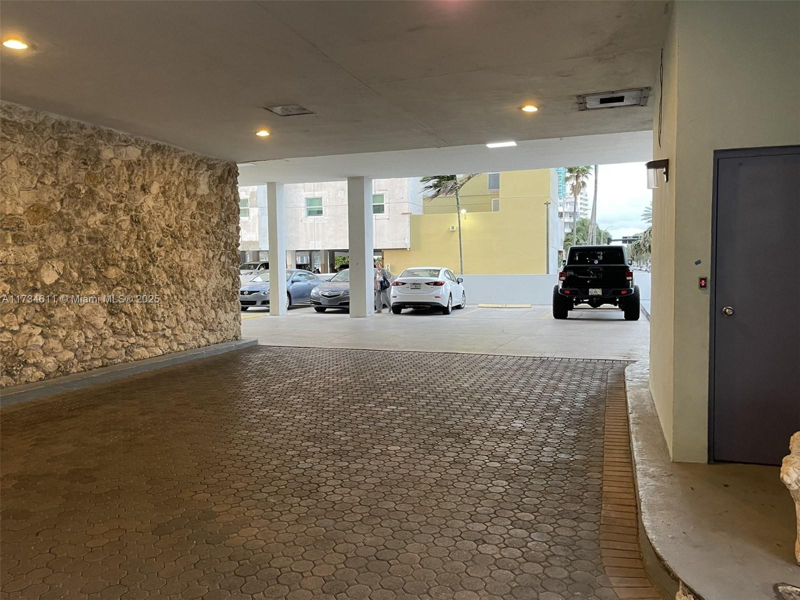 5838 Collins Ave #3D, Miami Beach, Florida image 37