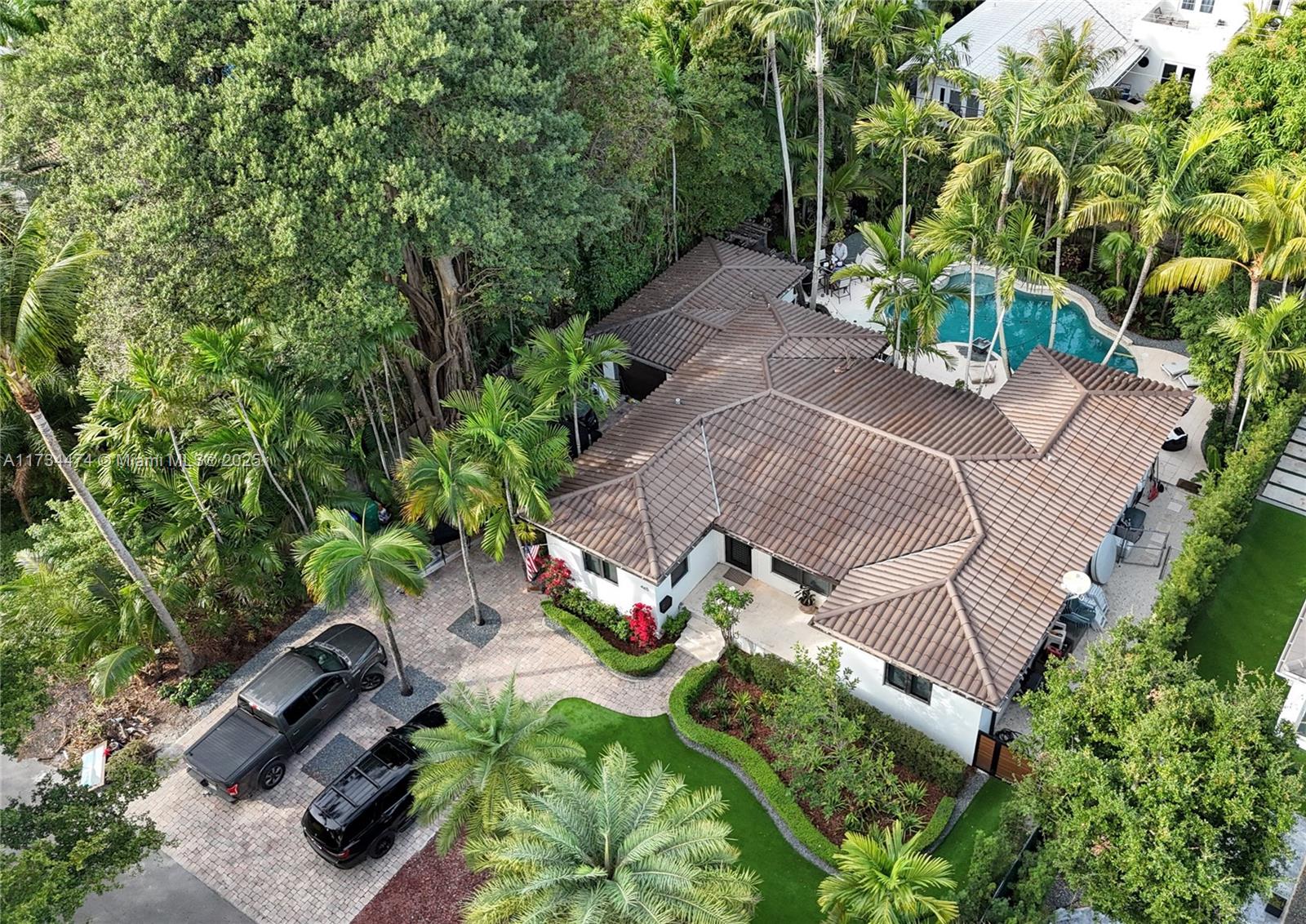 465 NE 52nd St  For Sale A11734474, FL