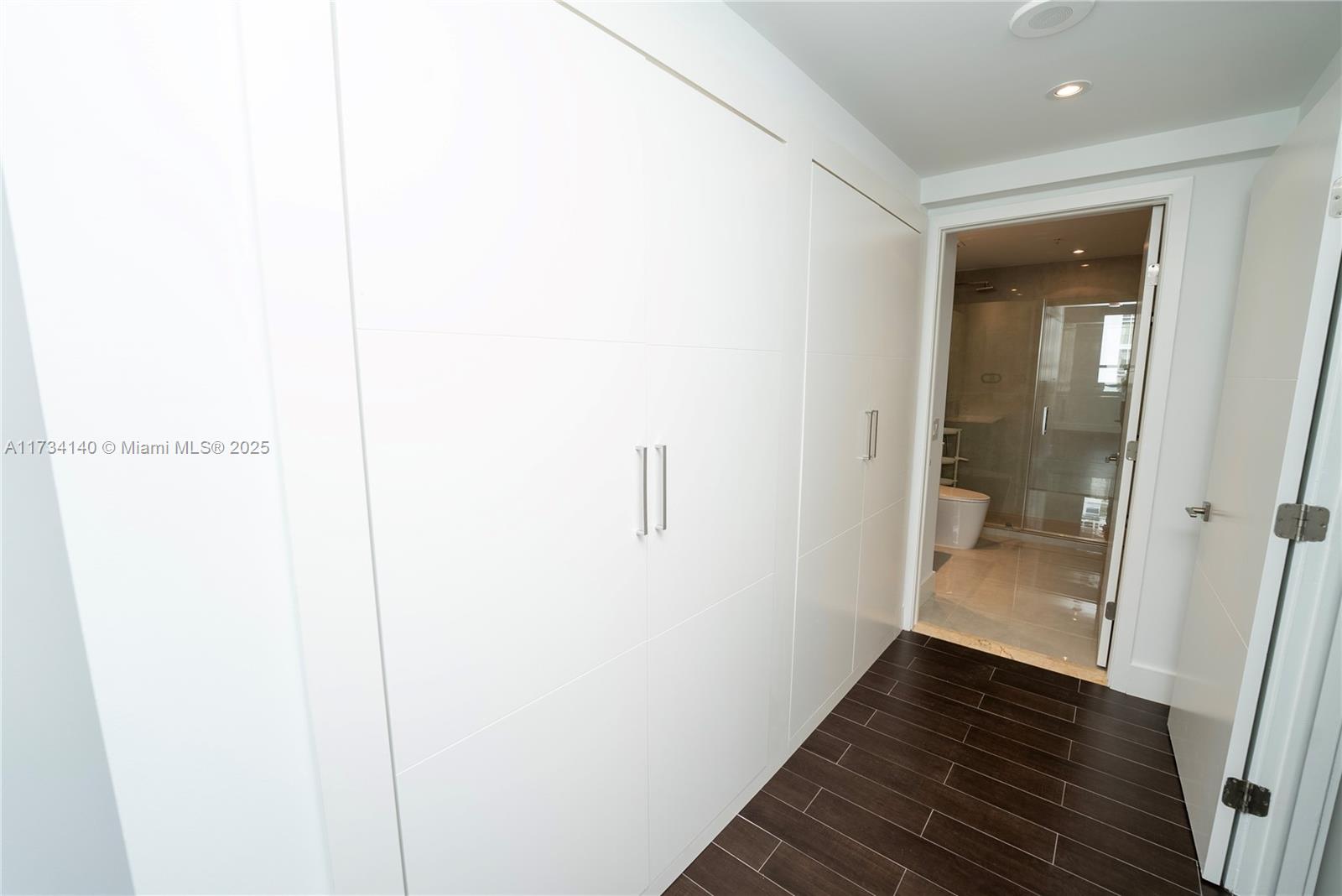 Listing Photo 24