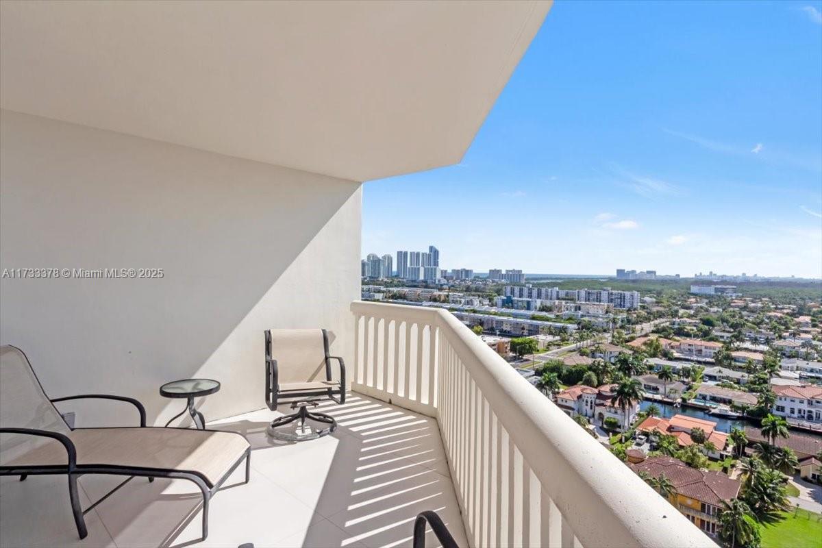 1000 Island Blvd #2003, Aventura, Florida image 5