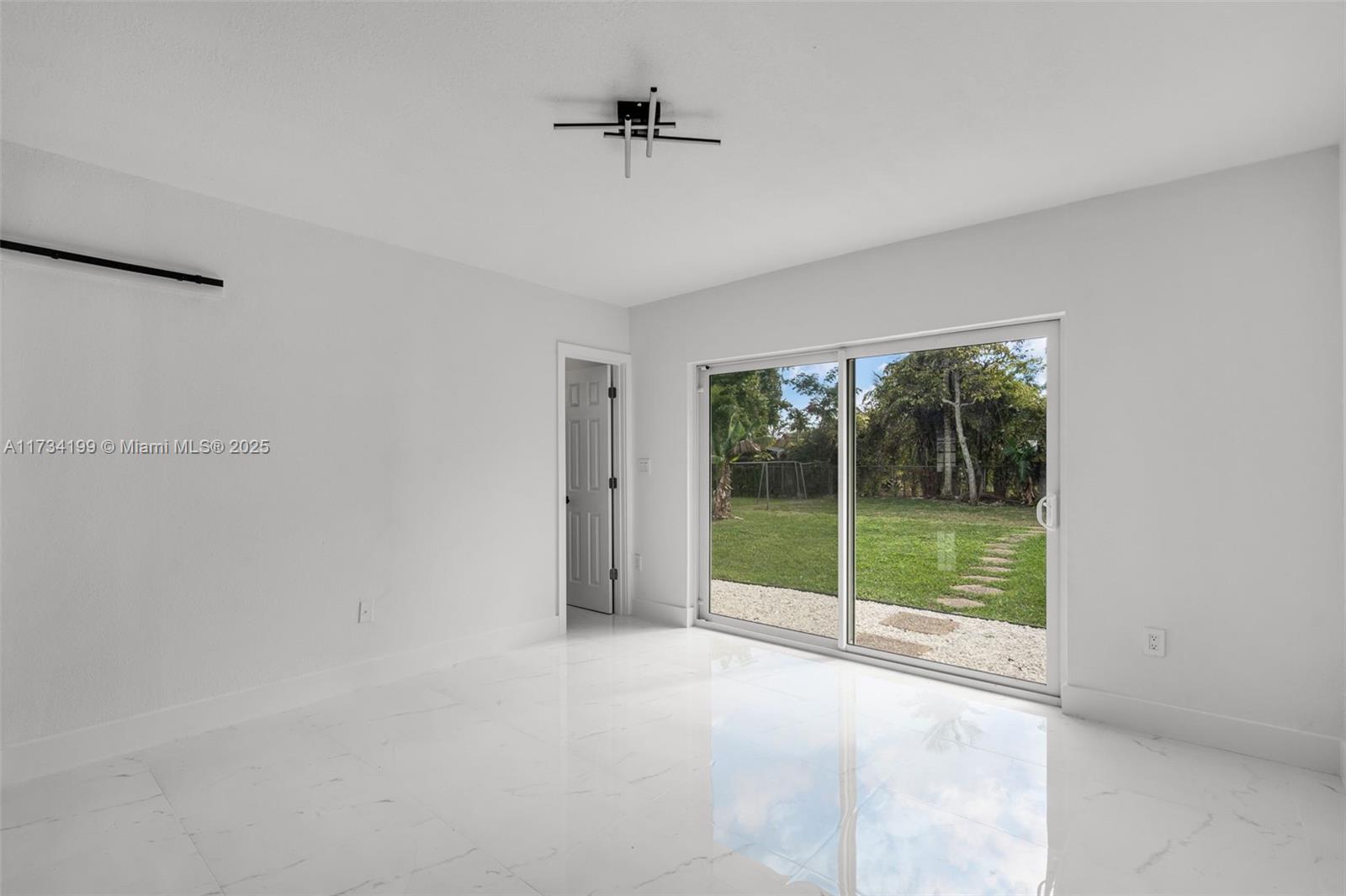 6372 SW 32nd St, Miami, Florida image 11