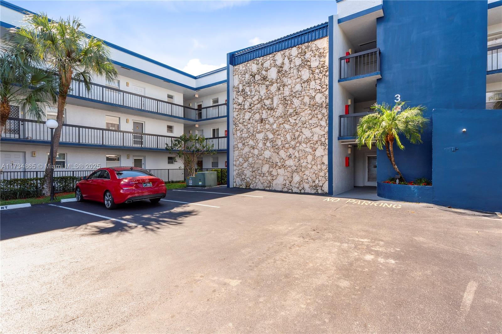 3200 Holiday Springs Blvd #3-305, Margate, Florida image 1