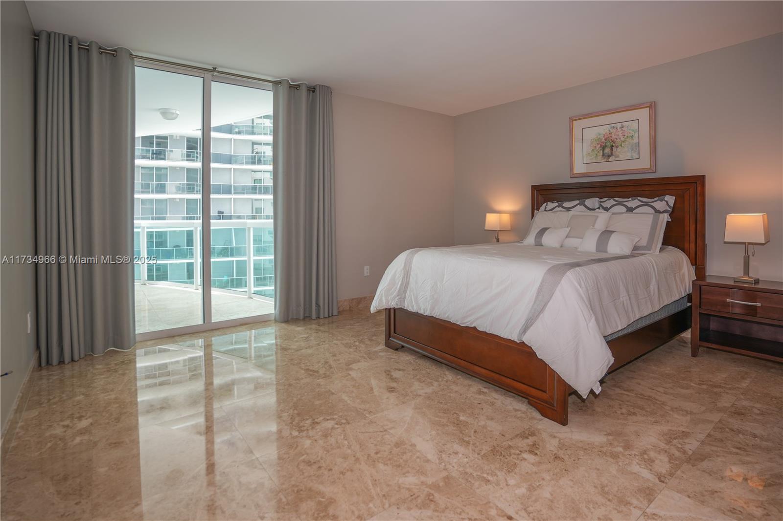 1800 N Bayshore Dr #2501, Miami FL 33132