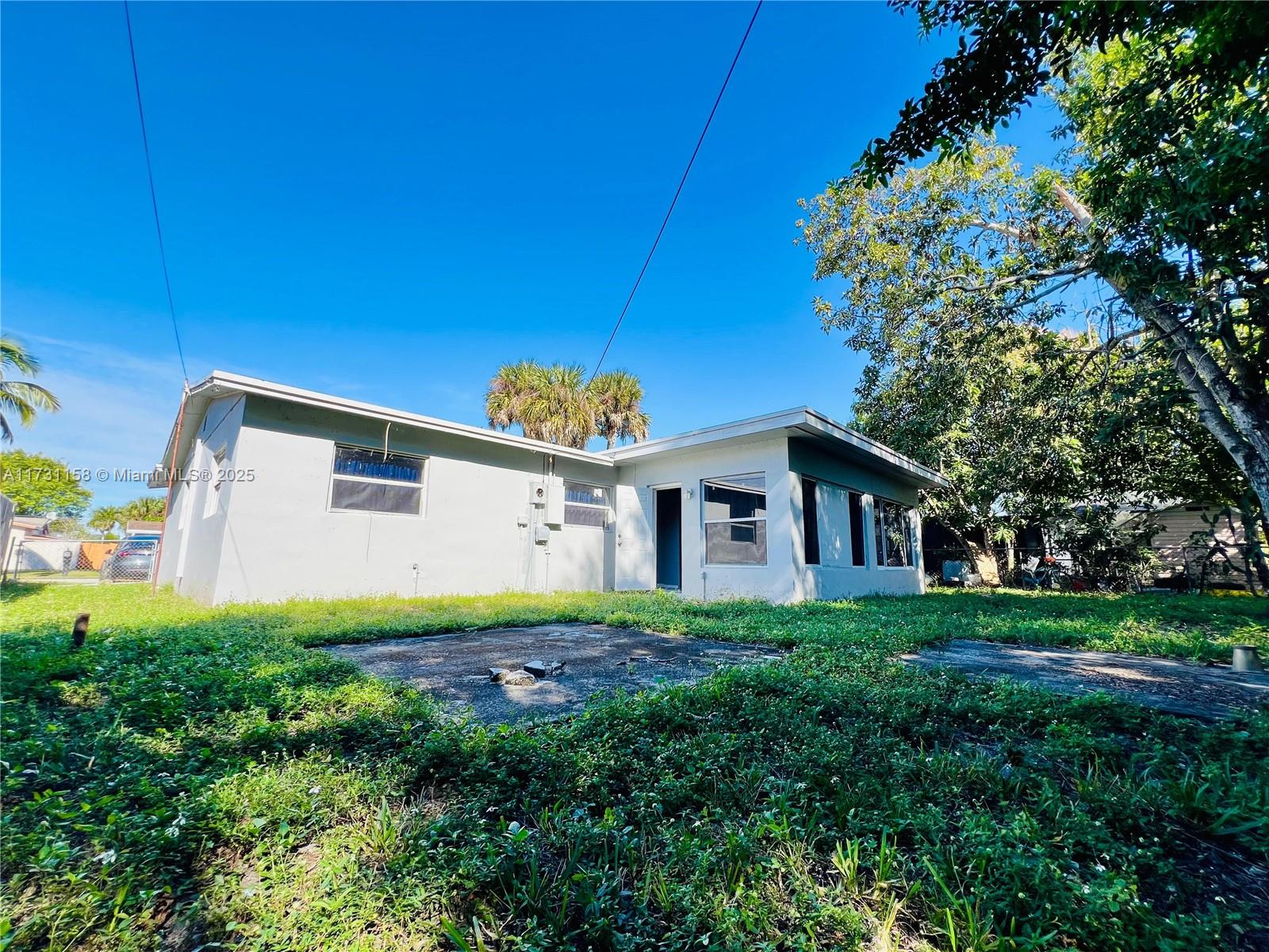 4984 SW 5th St, Margate, Florida image 3