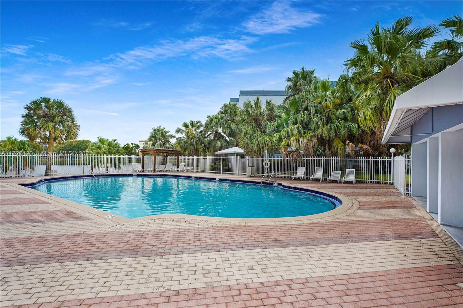 9365  Fontainebleau Blvd #E207 For Sale A11720180, FL