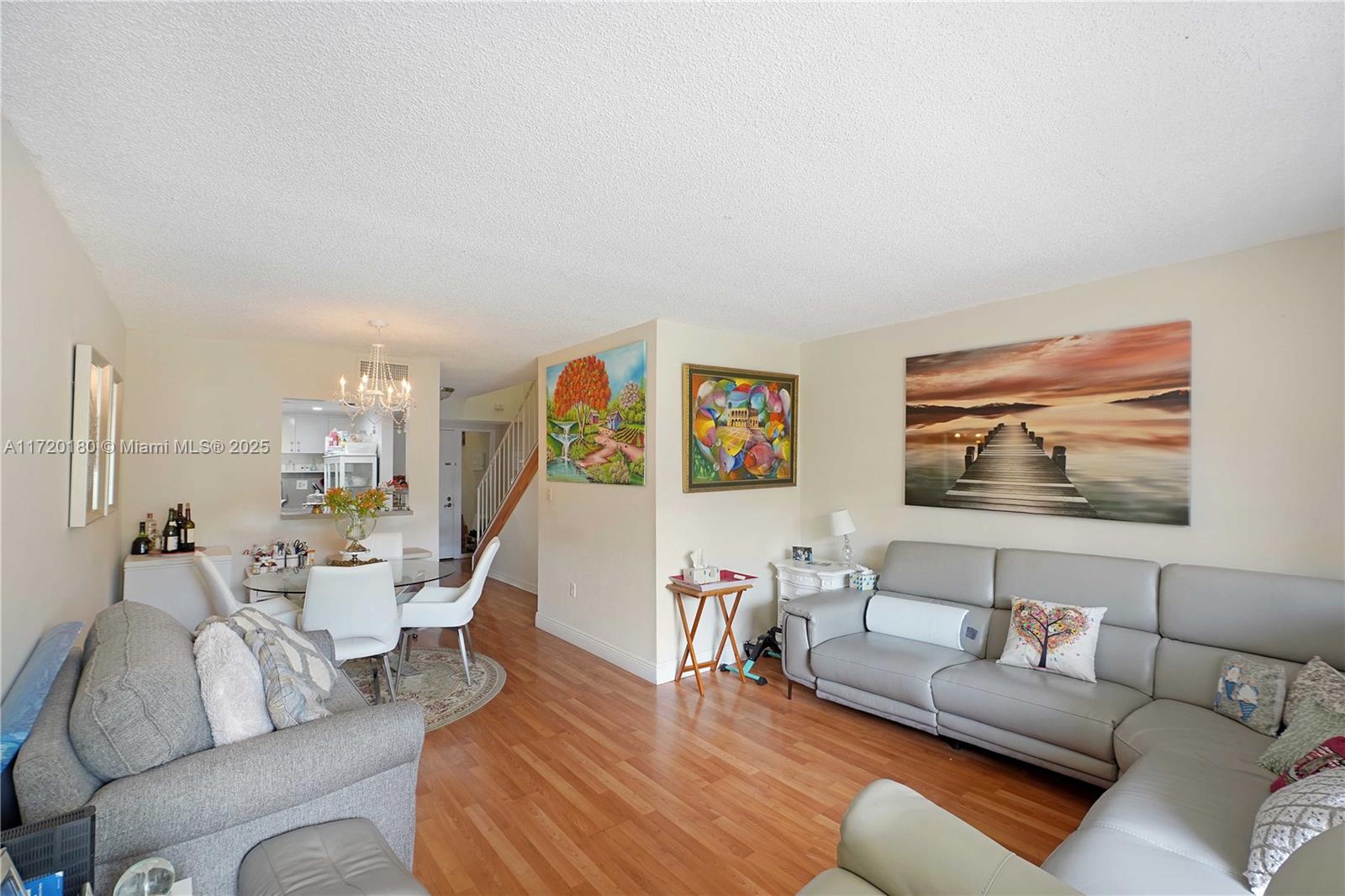 Listing Photo 18