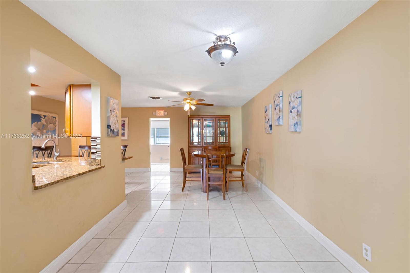 8406 NW 35th St, Coral Springs, Florida image 10