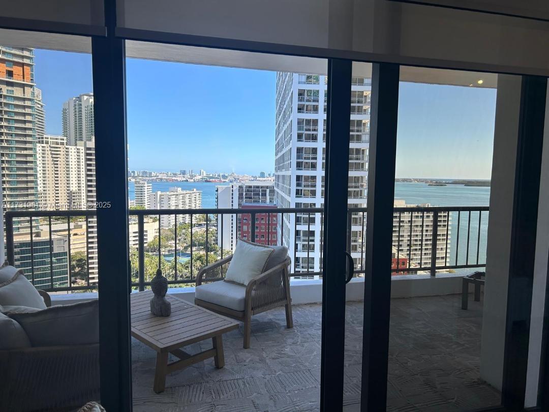 1581 Brickell Ave #1908, Miami FL 33129
