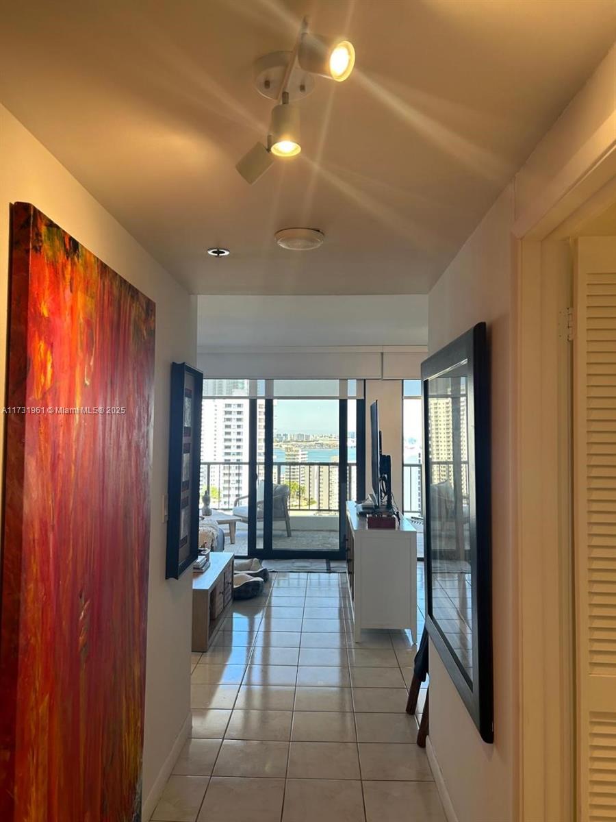 1581 Brickell Ave #1908, Miami FL 33129