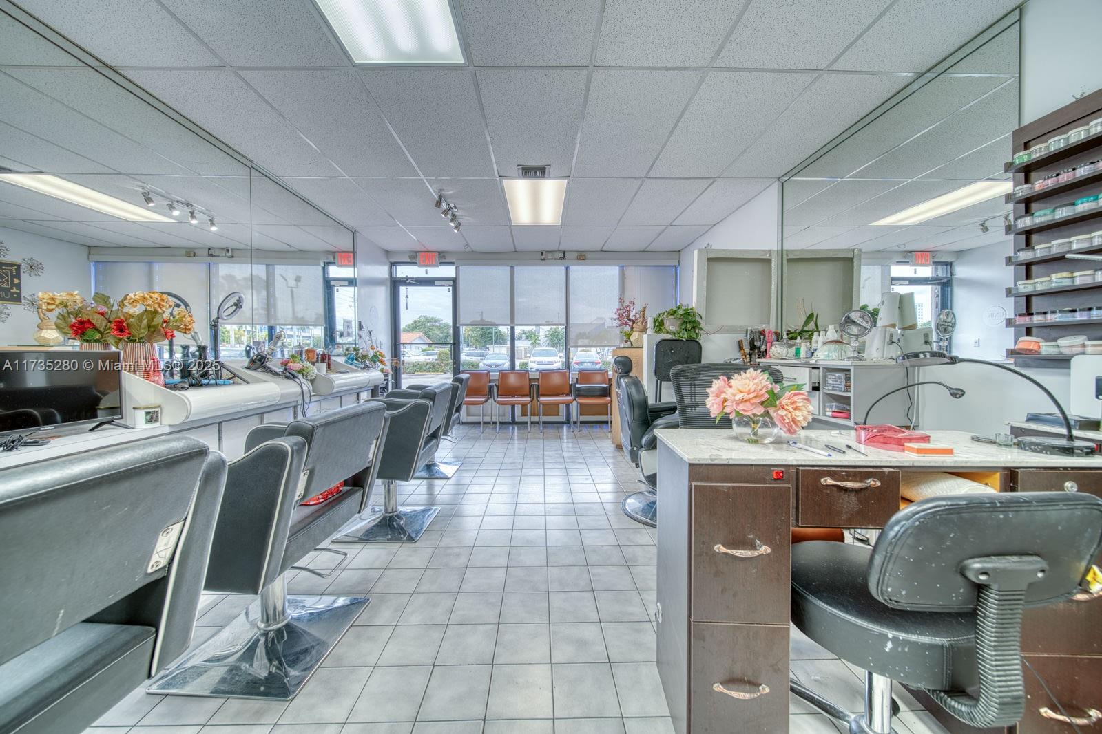 Full-Service Beauty Salon For Sale In Sweetwater