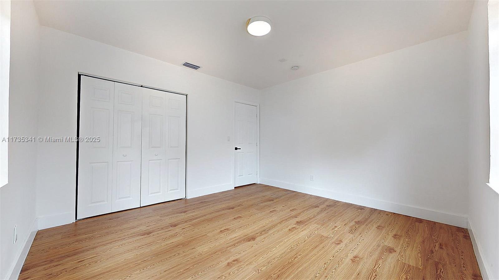 870 NE 157 Terr, North Miami Beach, Florida image 13