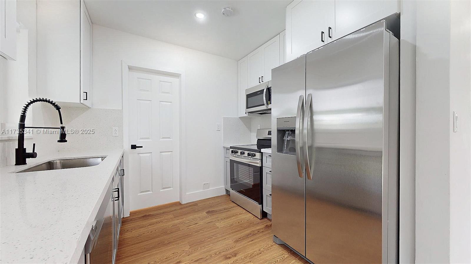 870 NE 157 Terr, North Miami Beach, Florida image 9