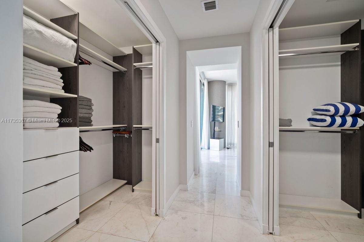 480 NE 31 #2707, Miami FL 33137