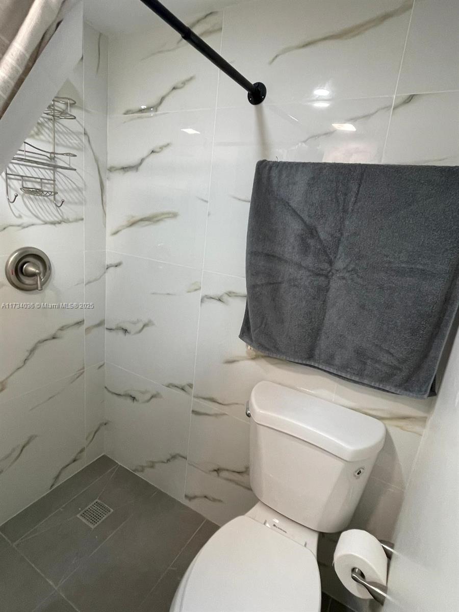 1187 NW 29th Ter, Fort Lauderdale, Florida image 19
