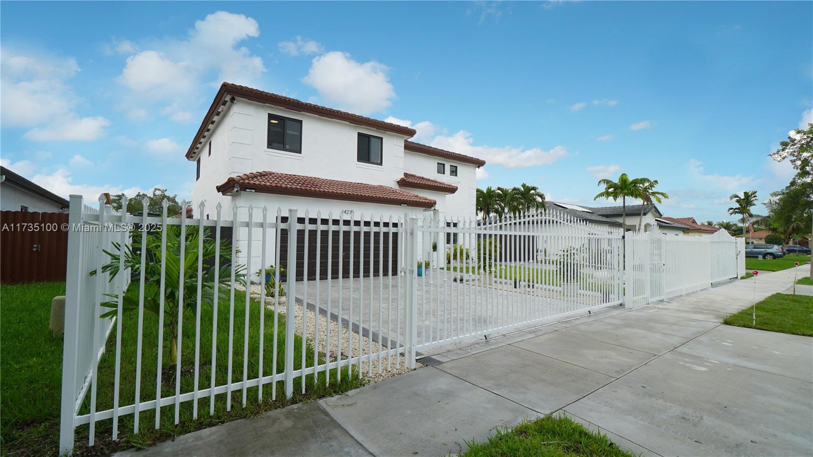 14235 SW 294th St, Homestead, Florida image 3