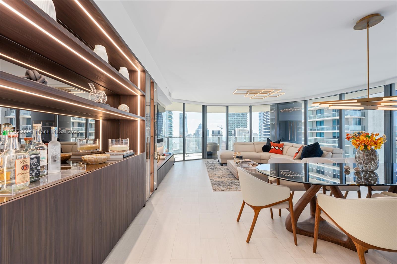 1000 Brickell Plz #3702, Miami FL 33131