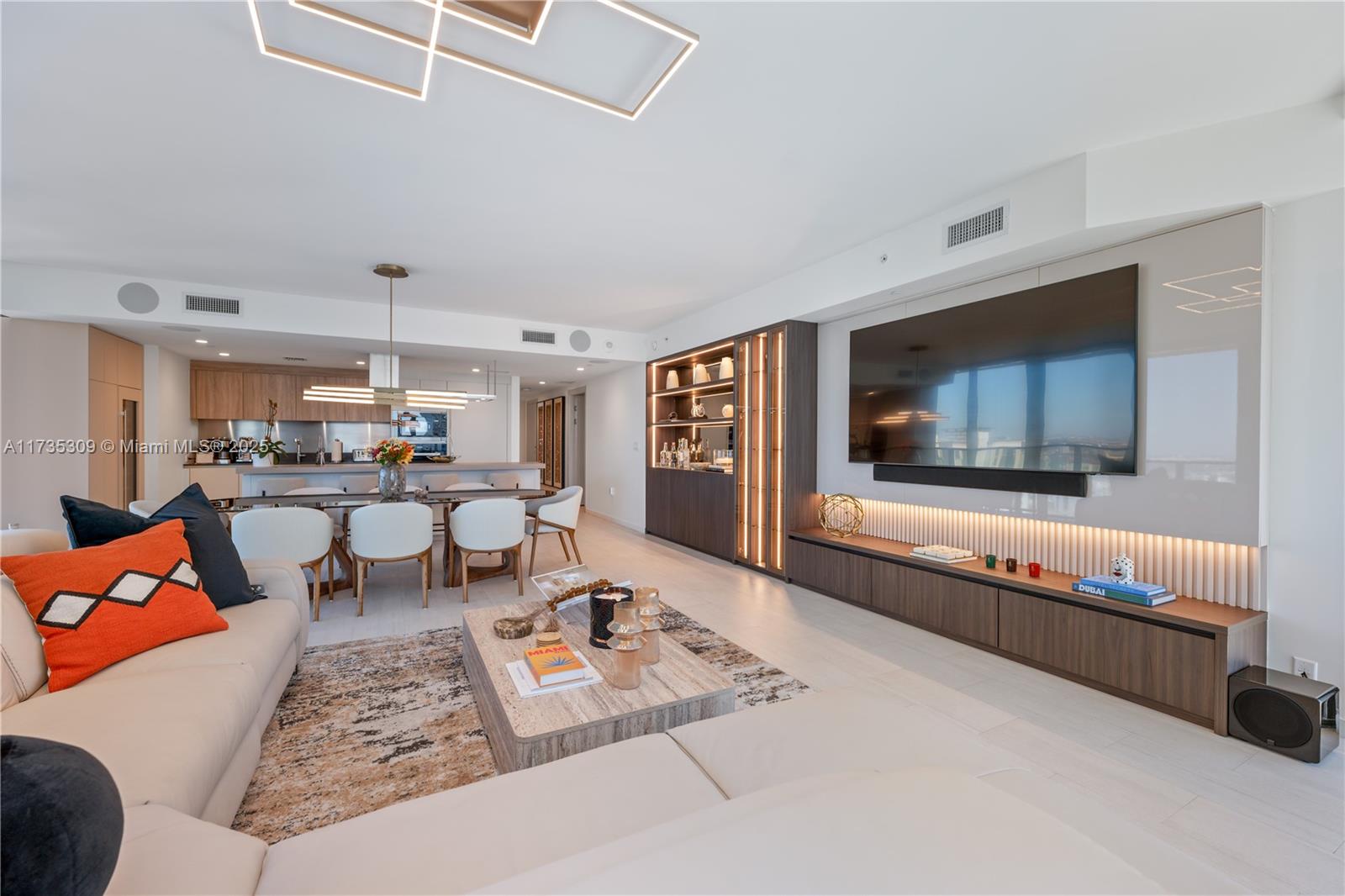 1000 Brickell Plz #3702, Miami FL 33131