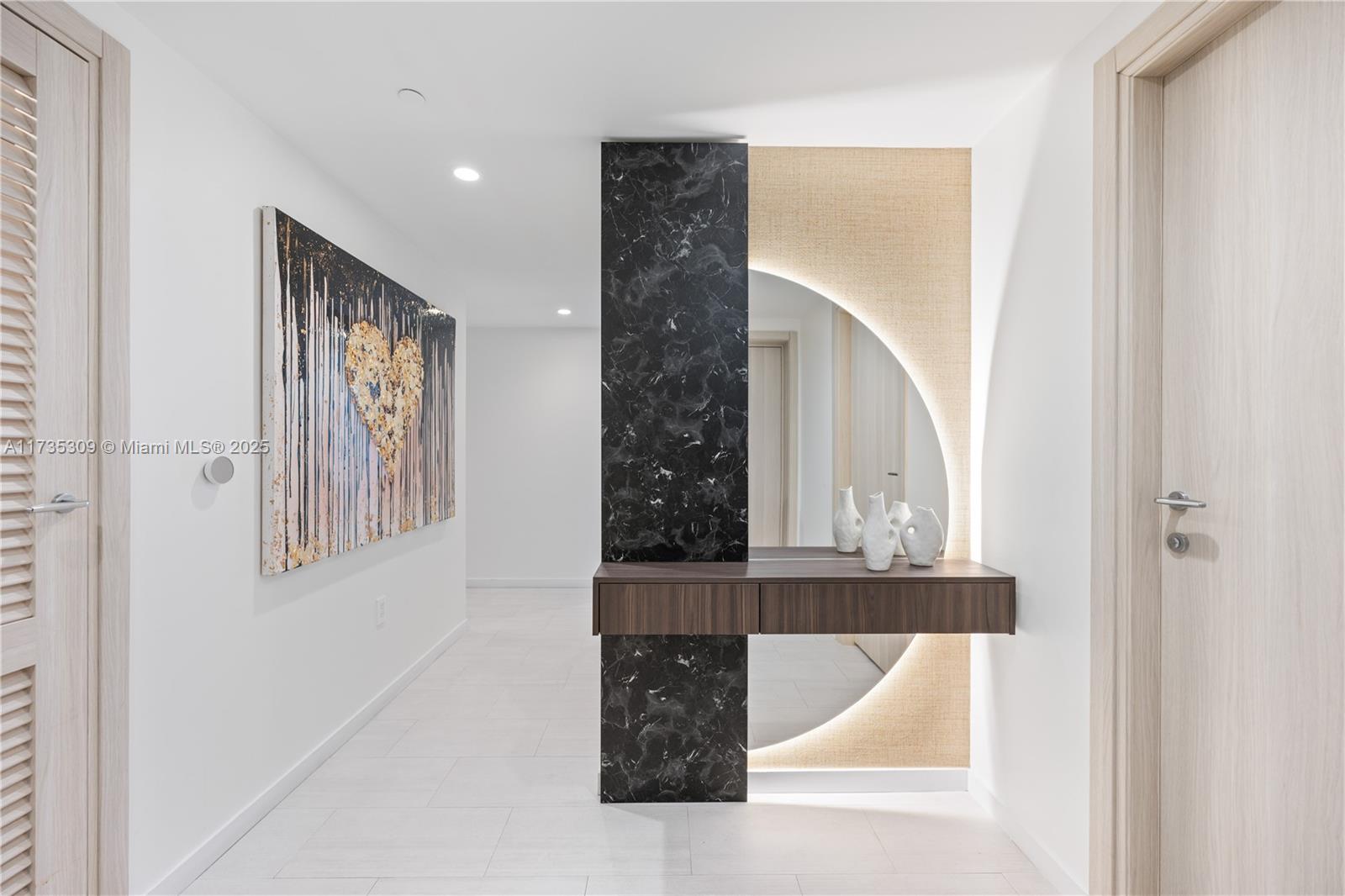 1000 Brickell Plz #3702, Miami FL 33131