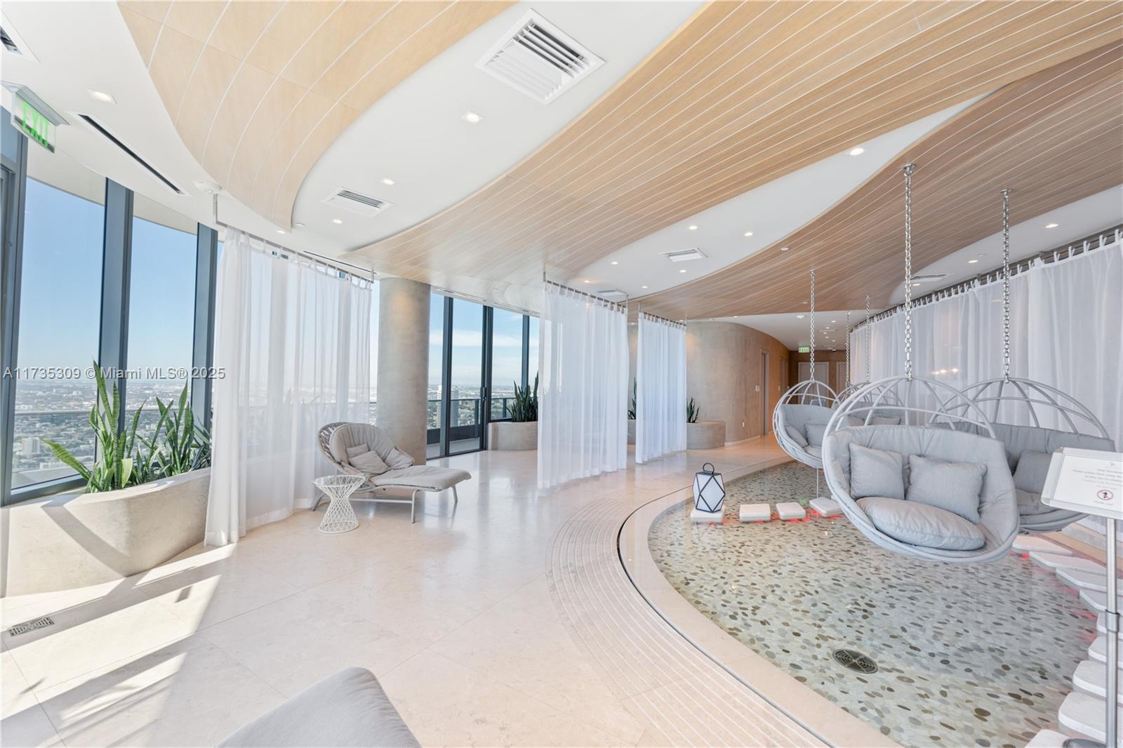 1000 Brickell Plz #3702, Miami FL 33131