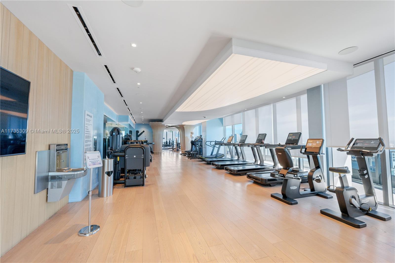 1000 Brickell Plz #3702, Miami FL 33131