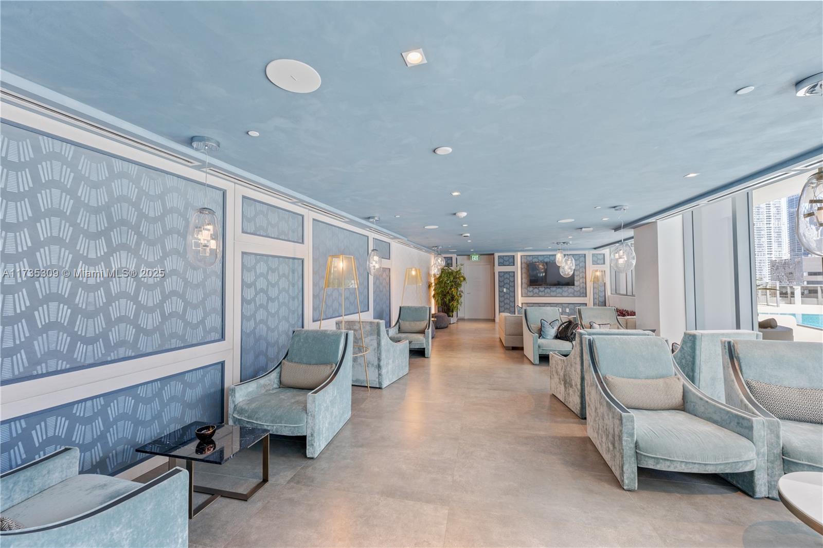 1000 Brickell Plz #3702, Miami FL 33131