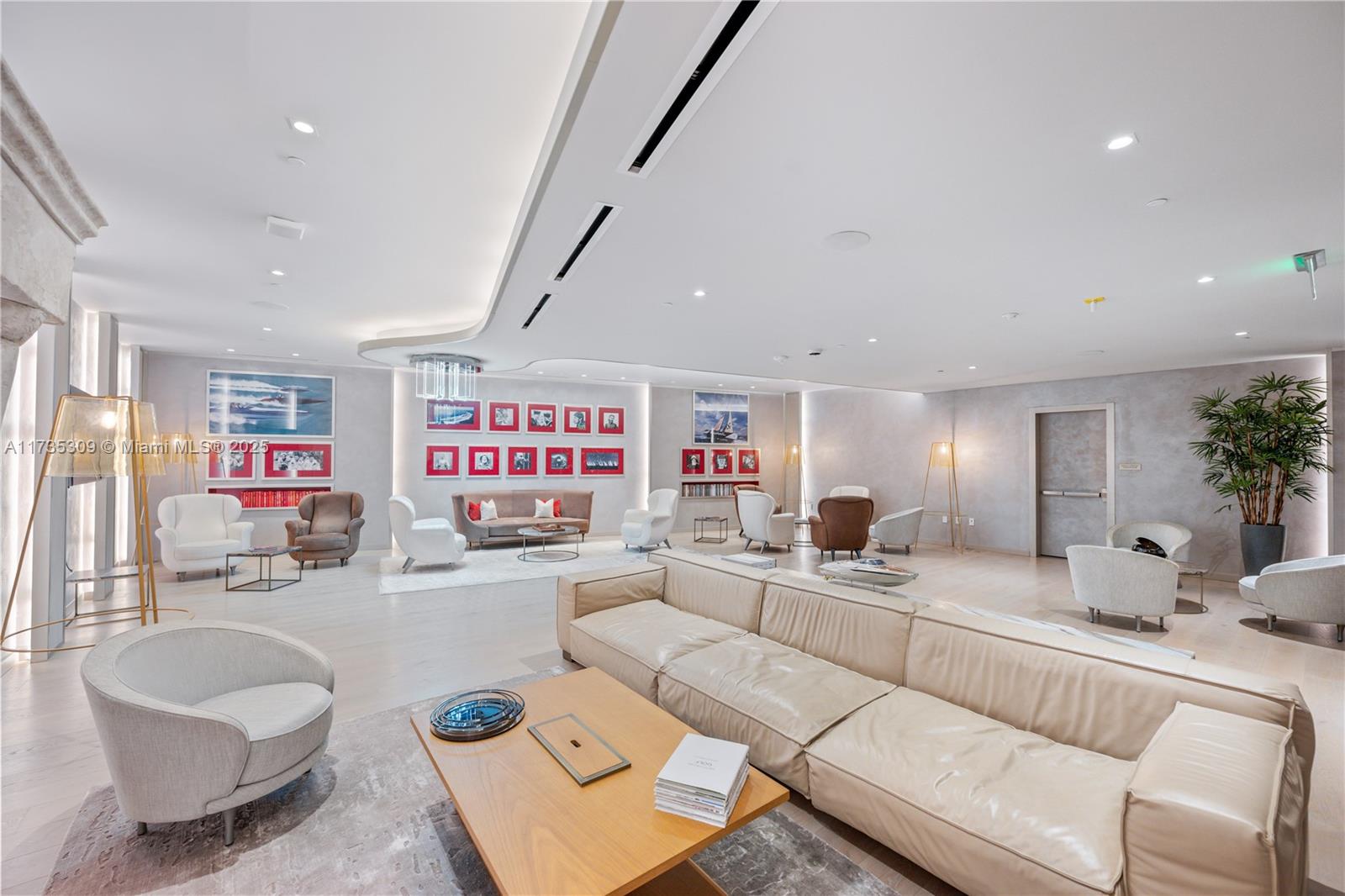 1000 Brickell Plz #3702, Miami FL 33131