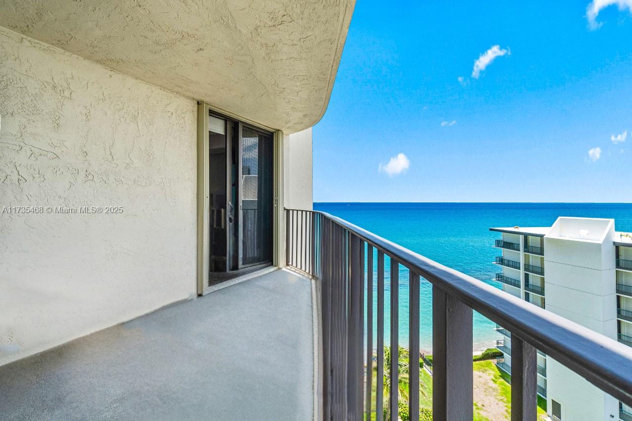 5420 N Ocean Dr #1106, Singer Island, Florida image 1