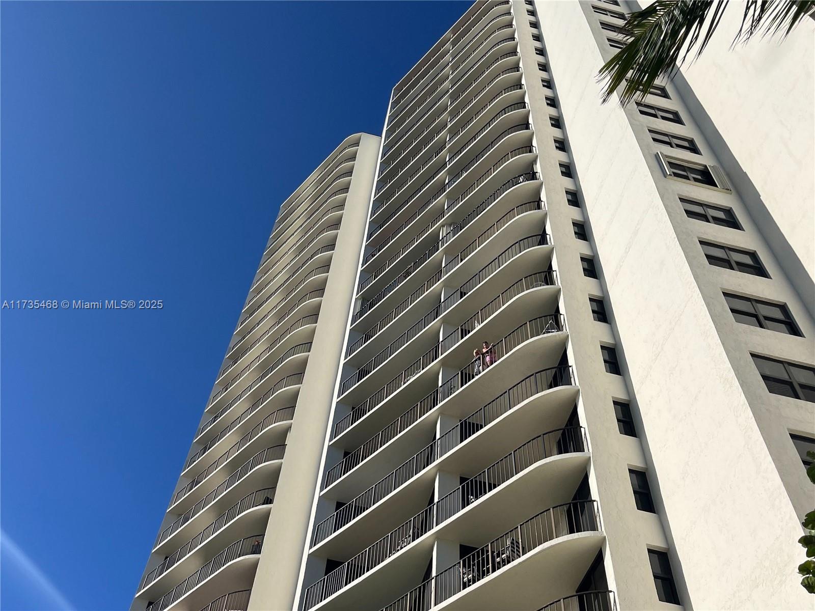 5420 N Ocean Dr #1106, Singer Island, Florida image 46