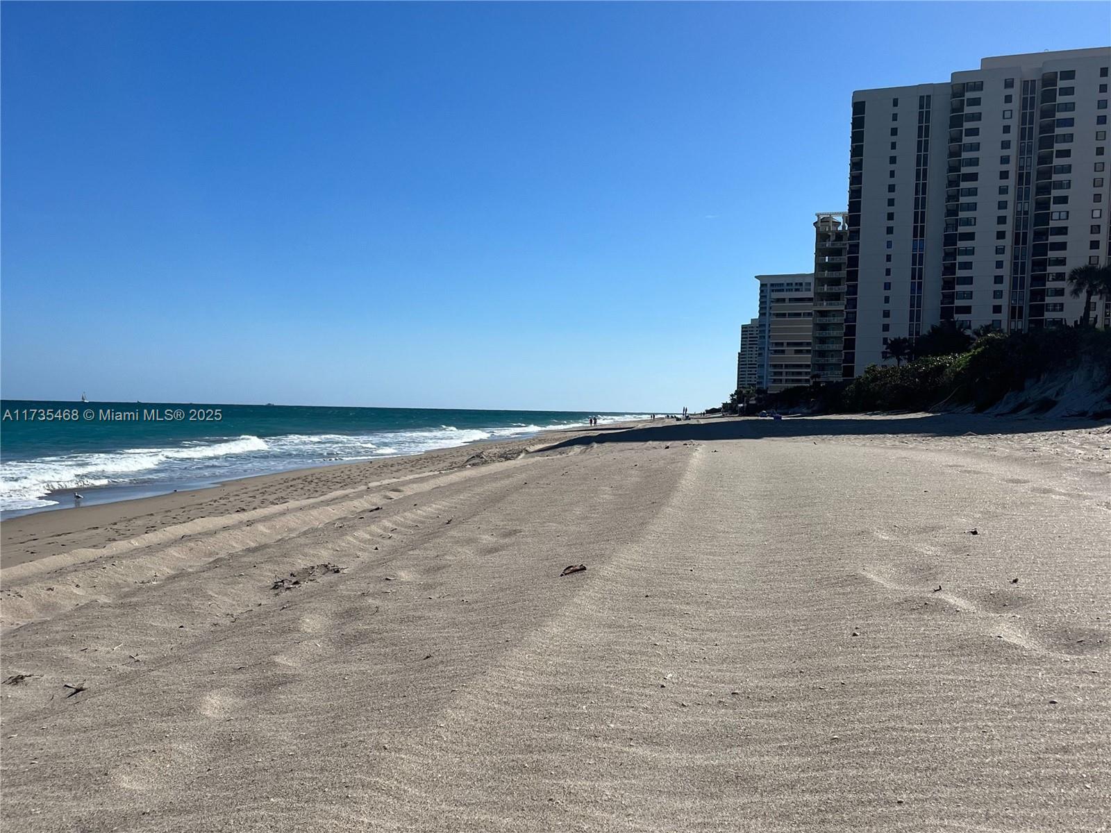 5420 N Ocean Dr #1106, Singer Island, Florida image 49