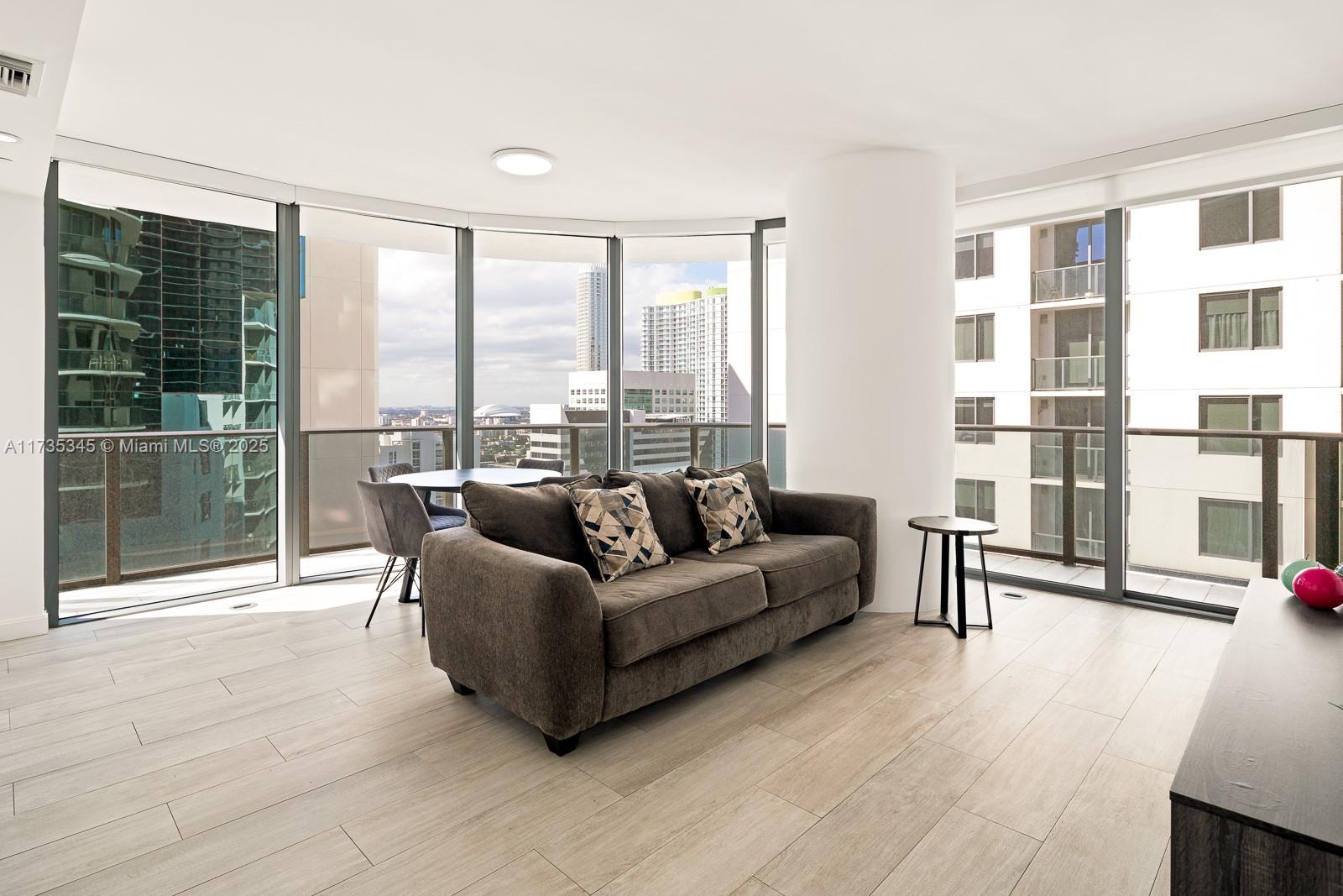 55 SW 9th St #2408, Miami FL 33130