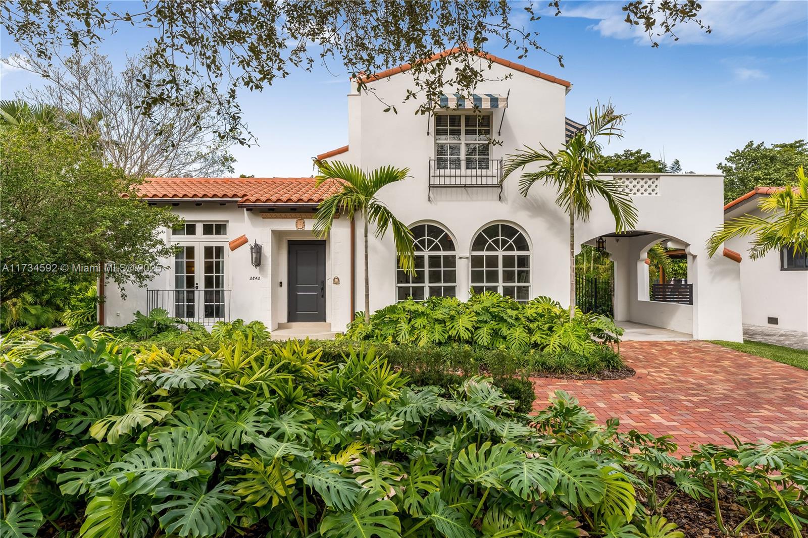 2842 De Soto Blvd, Coral Gables FL 33134