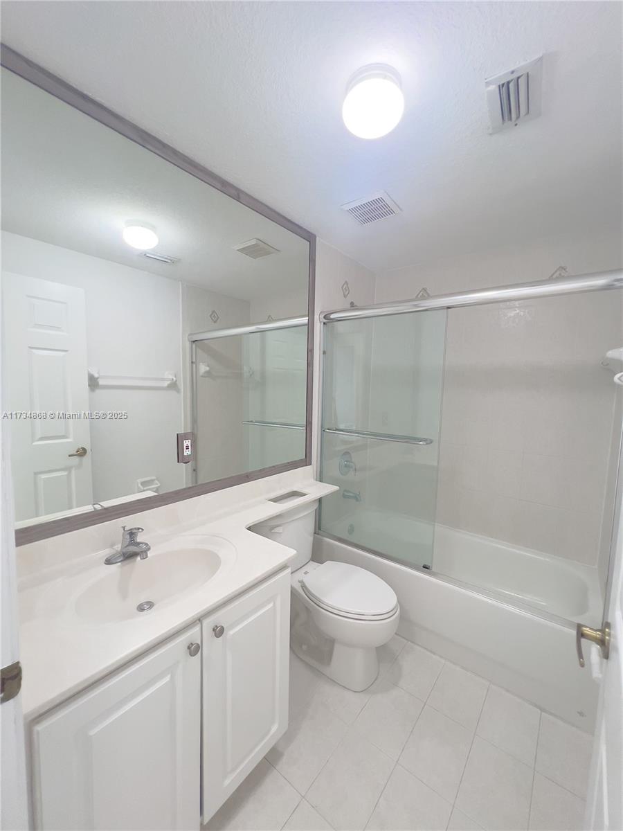 7230 NW 174th Ter #103, Hialeah, Florida image 10