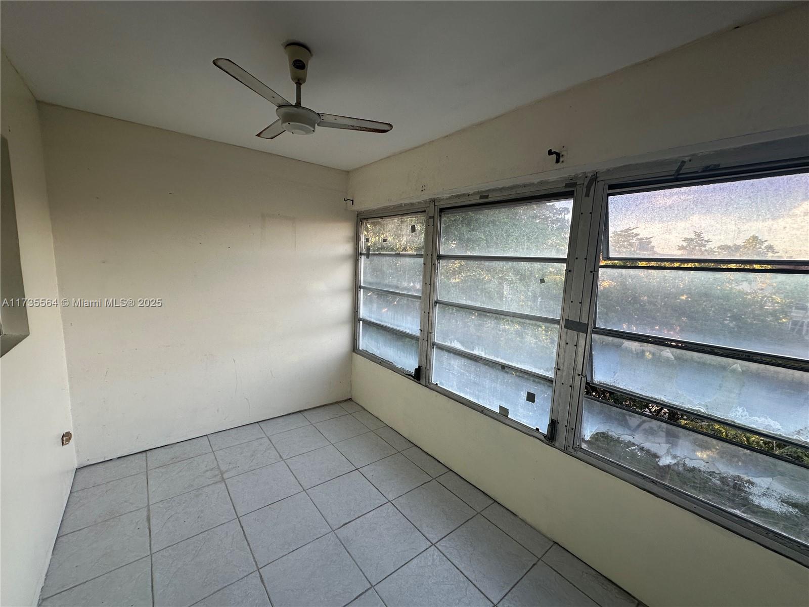 5181 W Oakland Park Blvd #305, Lauderdale Lakes, Florida image 11