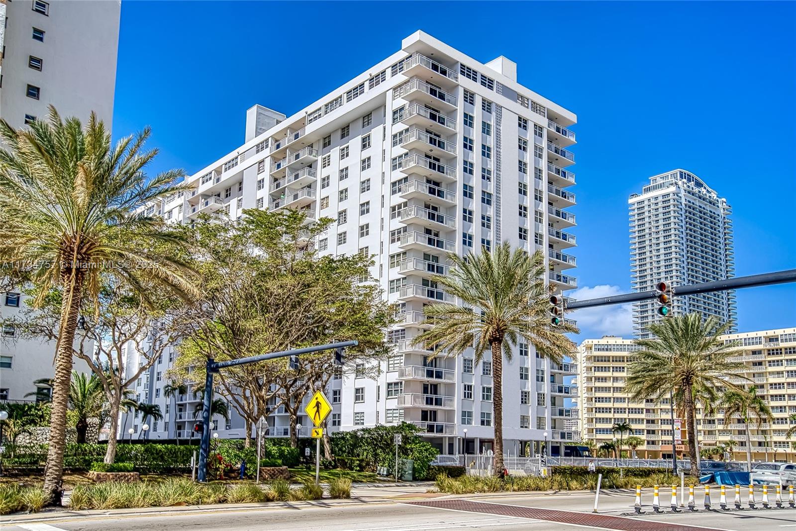 1849 S Ocean Dr #711, Hallandale Beach, Florida image 44