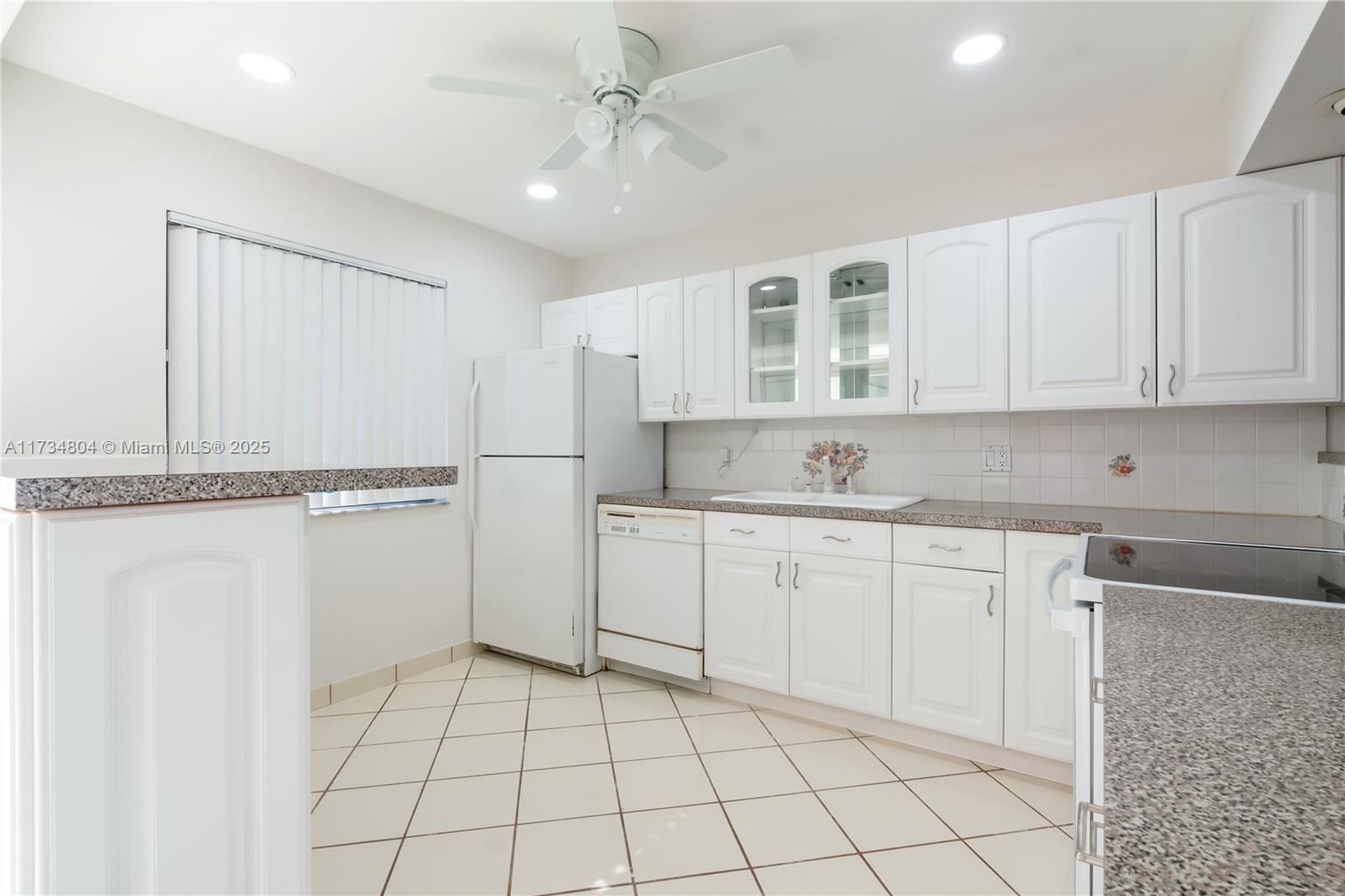 16531 Blatt Blvd #205, Weston, Florida image 11