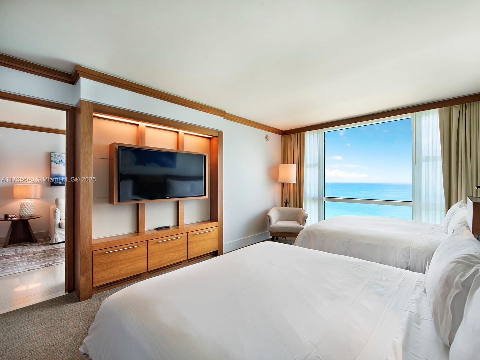 6801 COLLINS AVE #717, Miami Beach FL 33141