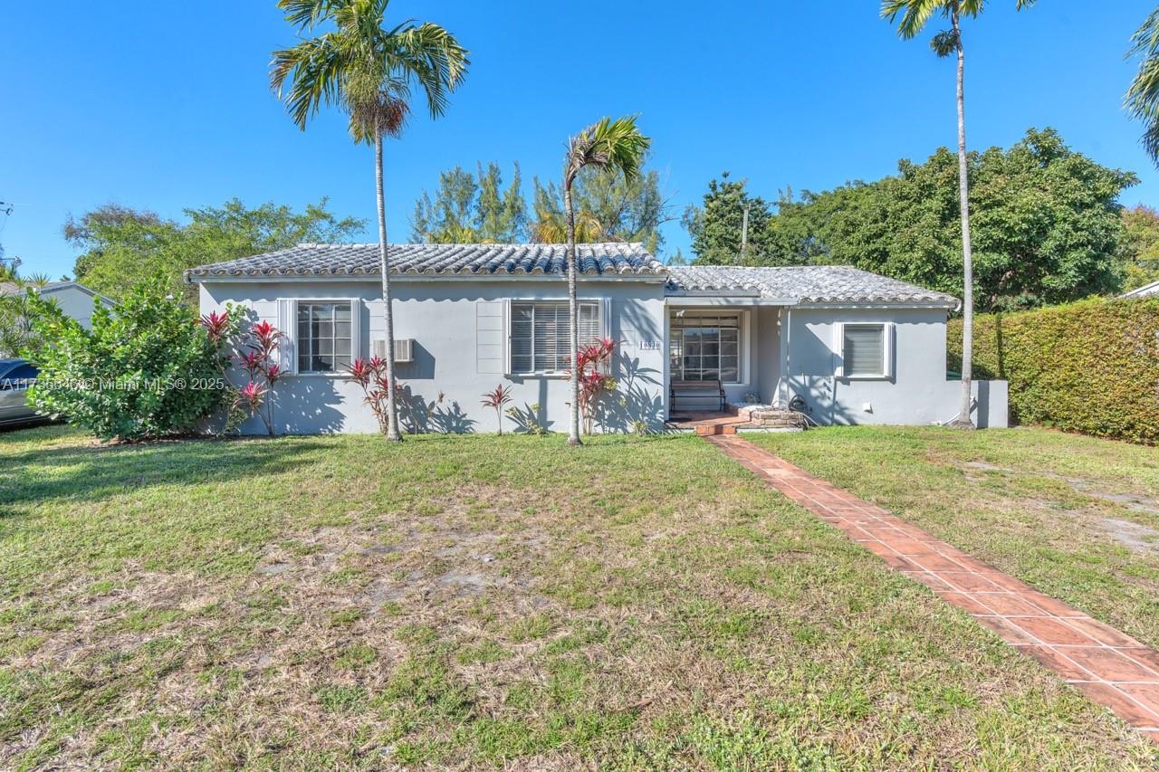 Listing Photo 8